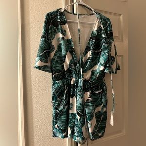Cute palm leaf romper